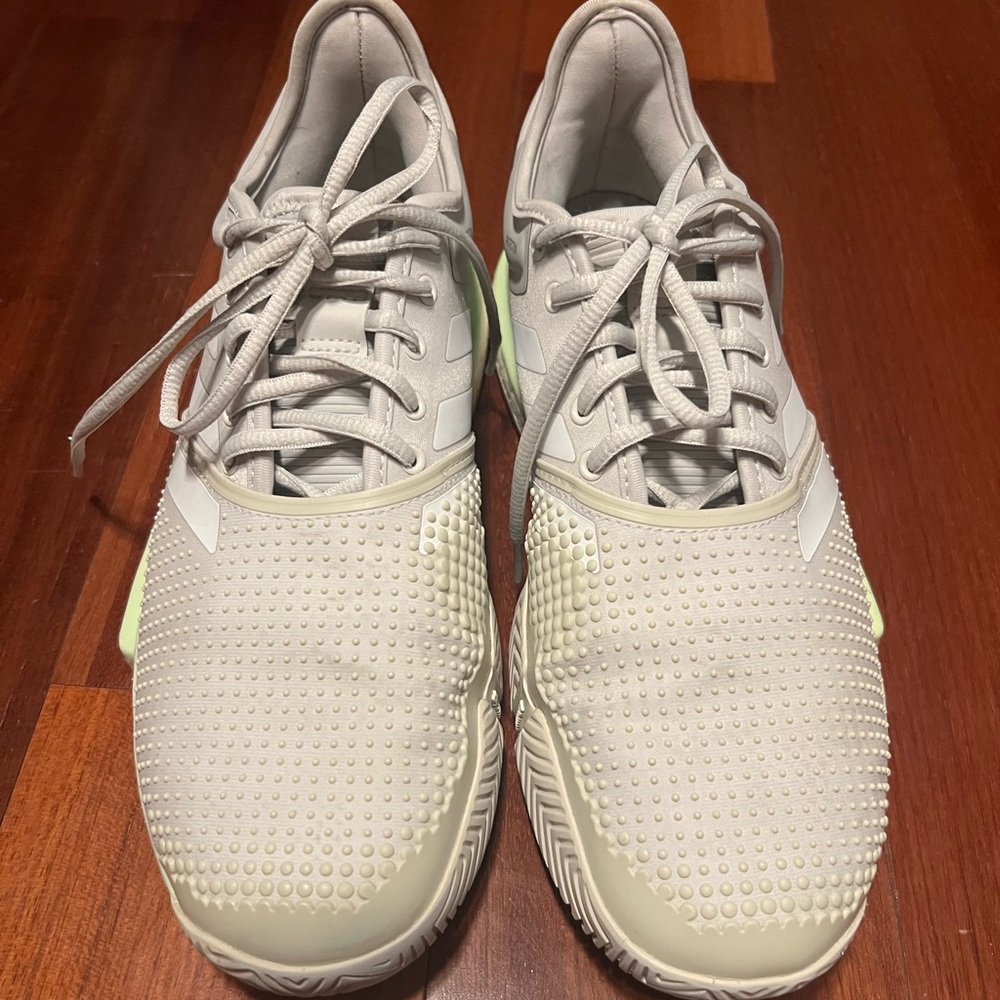 Adidas sole court boost - size 9.5